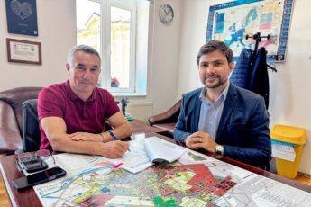 Primarul anunță reabilitarea fostei băi comunale. Contract de proiectare de 460.000 de lei