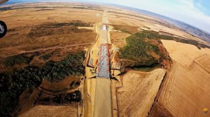 Cum arată A13 Sibiu-Făgăraș din avion. Pro Infrastructură: „Progresul fizic este satisfăcător”