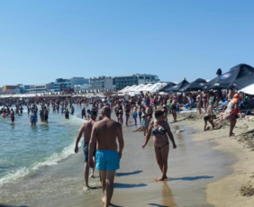 Vacanțe la mare de la 39 lei/persoană/noapte. A început „Litoralul pentru Toți”