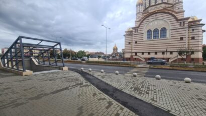Trecere de pietoni de pe DN1, din fața Catedralei Ortodoxe, desființată